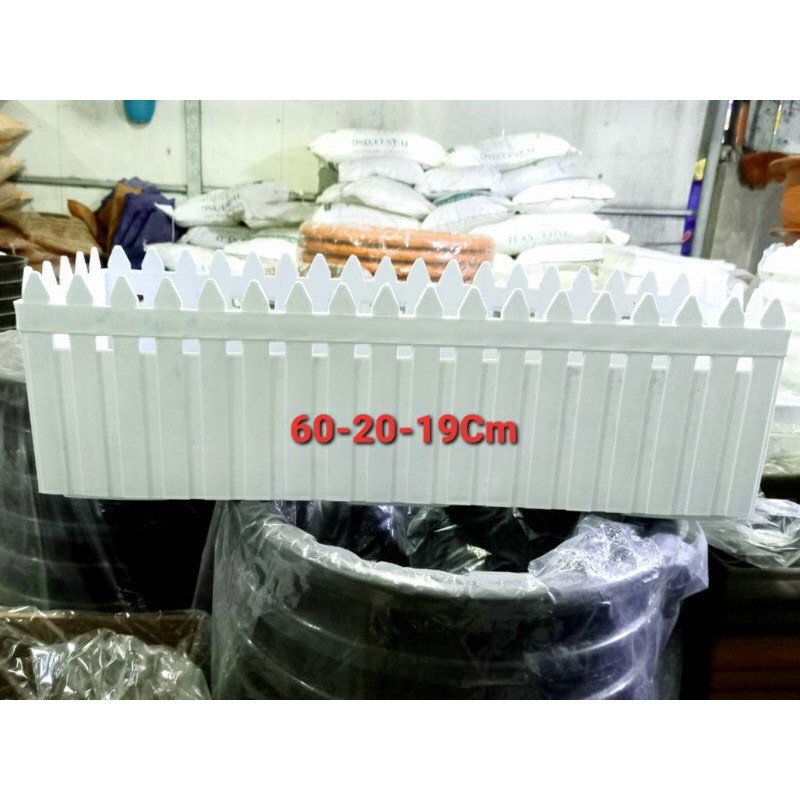  Chậu nhựa hàng rào size  60x20x19cm  trồng rau sạch trồng cây hoa kiểng 
