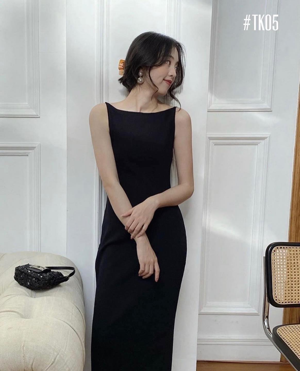 Đầm body cổ thuyền hở lưng sang chảnh