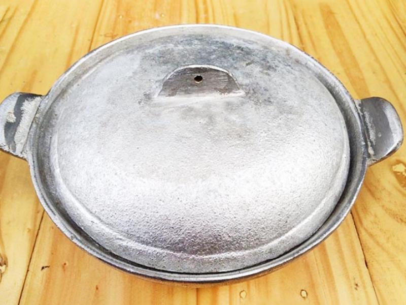 Nồi thố cơm gang 16cm đúc nguyên khối Bắc Bộ nồi nhám số 2