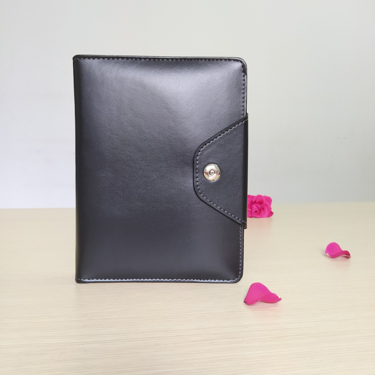 Sổ bìa da gáy còng A5 MC 612(160 trang)