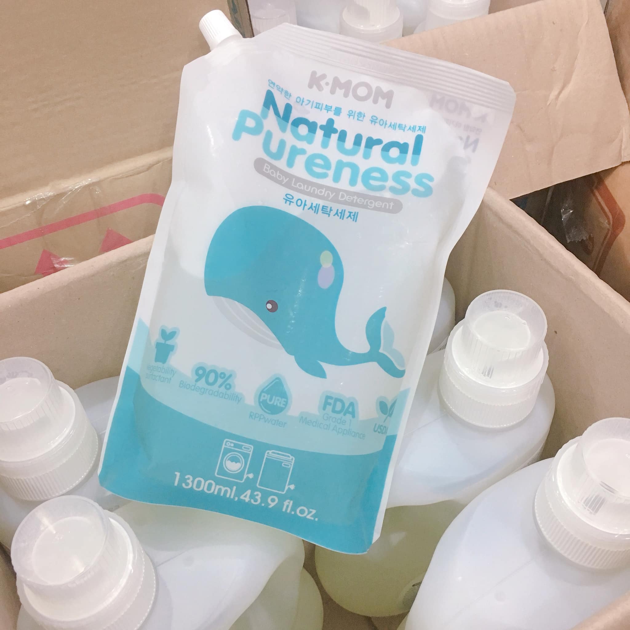 Nước Giặt Đồ Sơ Sinh Hữu Cơ Kmom HQ Dạng Túi 1300ML - Sukem Shop