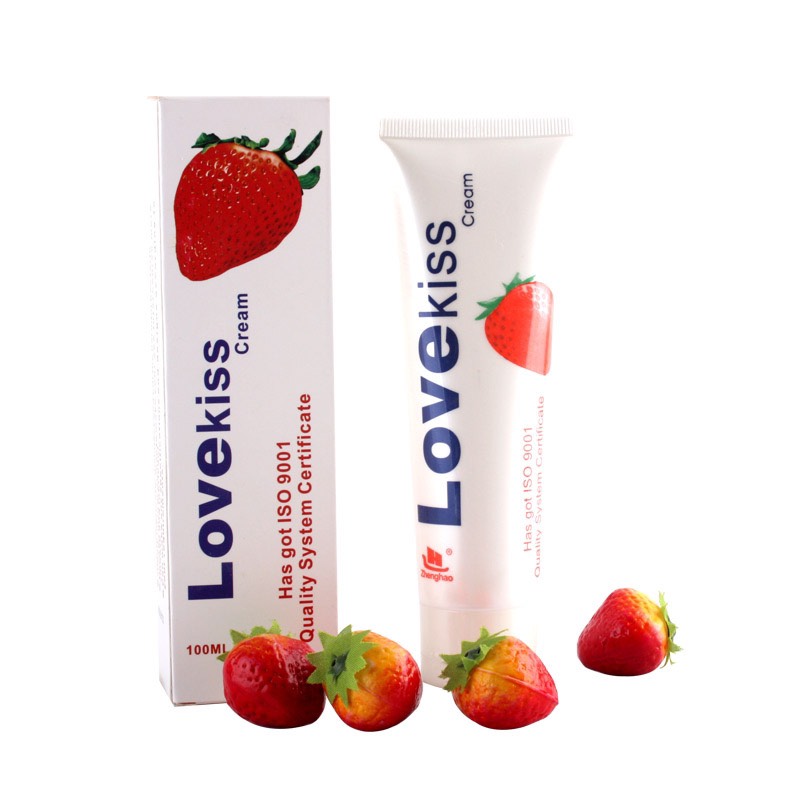 Gel Bôi Trơn Love Kiss Hương Dâu 100ml