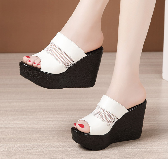 Dép đế xuồng 10f quai da phối lưới