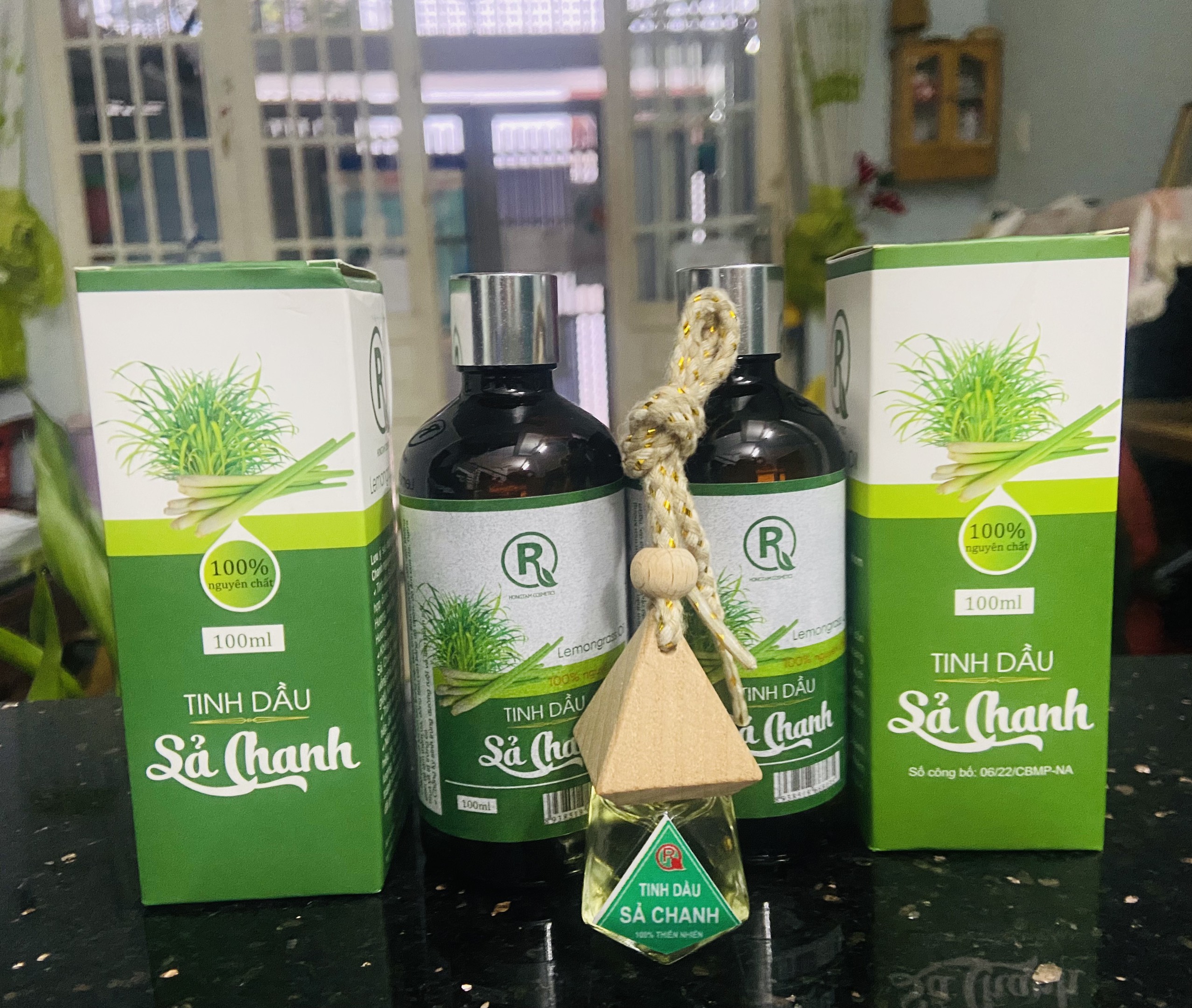 Combo 2 chai Tinh dầu Sả Chanh Nguyên Chất 100ml loại 1 chính hãng đuổi muỗi , Xông phòng , Thơm phòng