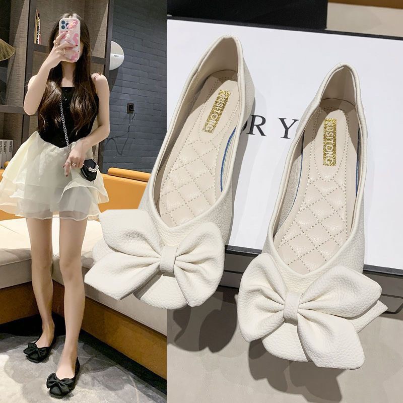 Giày bệt da sần nơ to lệch cá tính lót đế trần mềm êm