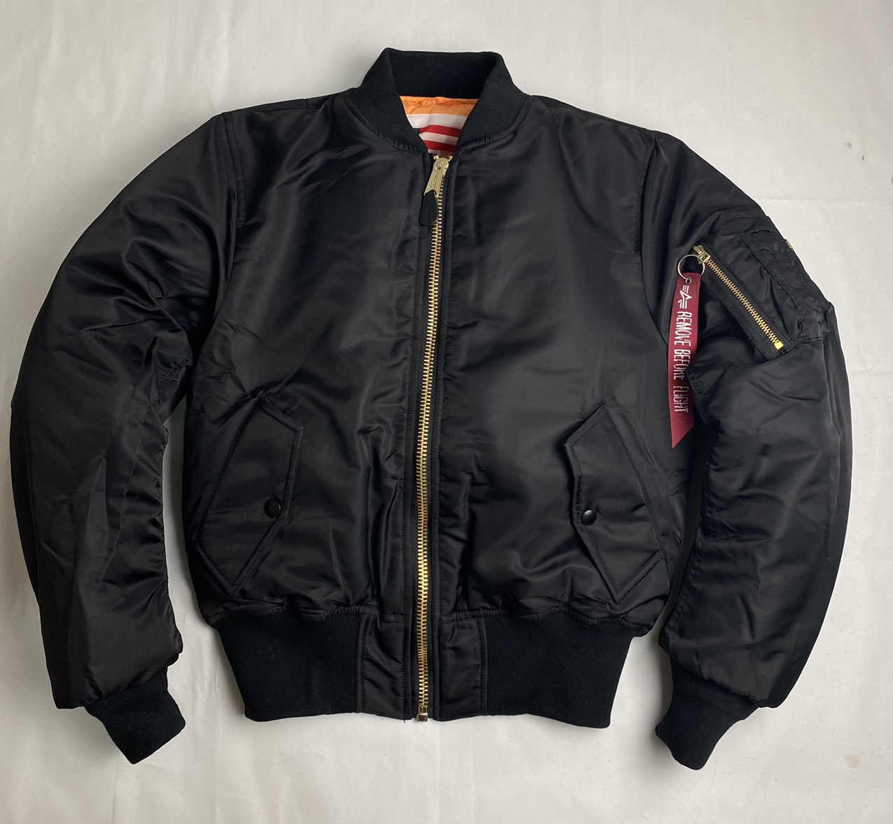 Áo PILOTma-1 phiên bản cờ in lời thề 12 ngôn ngữ - phụ kiện Alpha industries