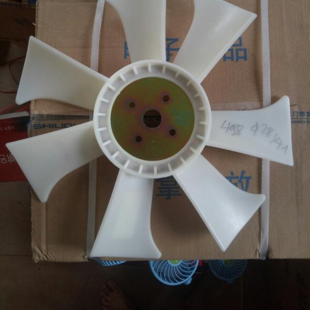 Cánh quạt phi 28 cánh 41cm