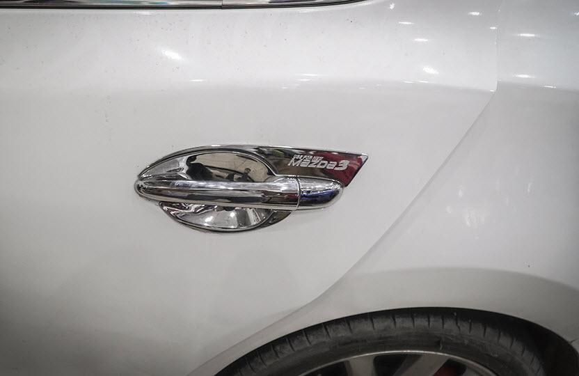 Ốp tay nắm, hõm cửa Mazda 3 2015-2019