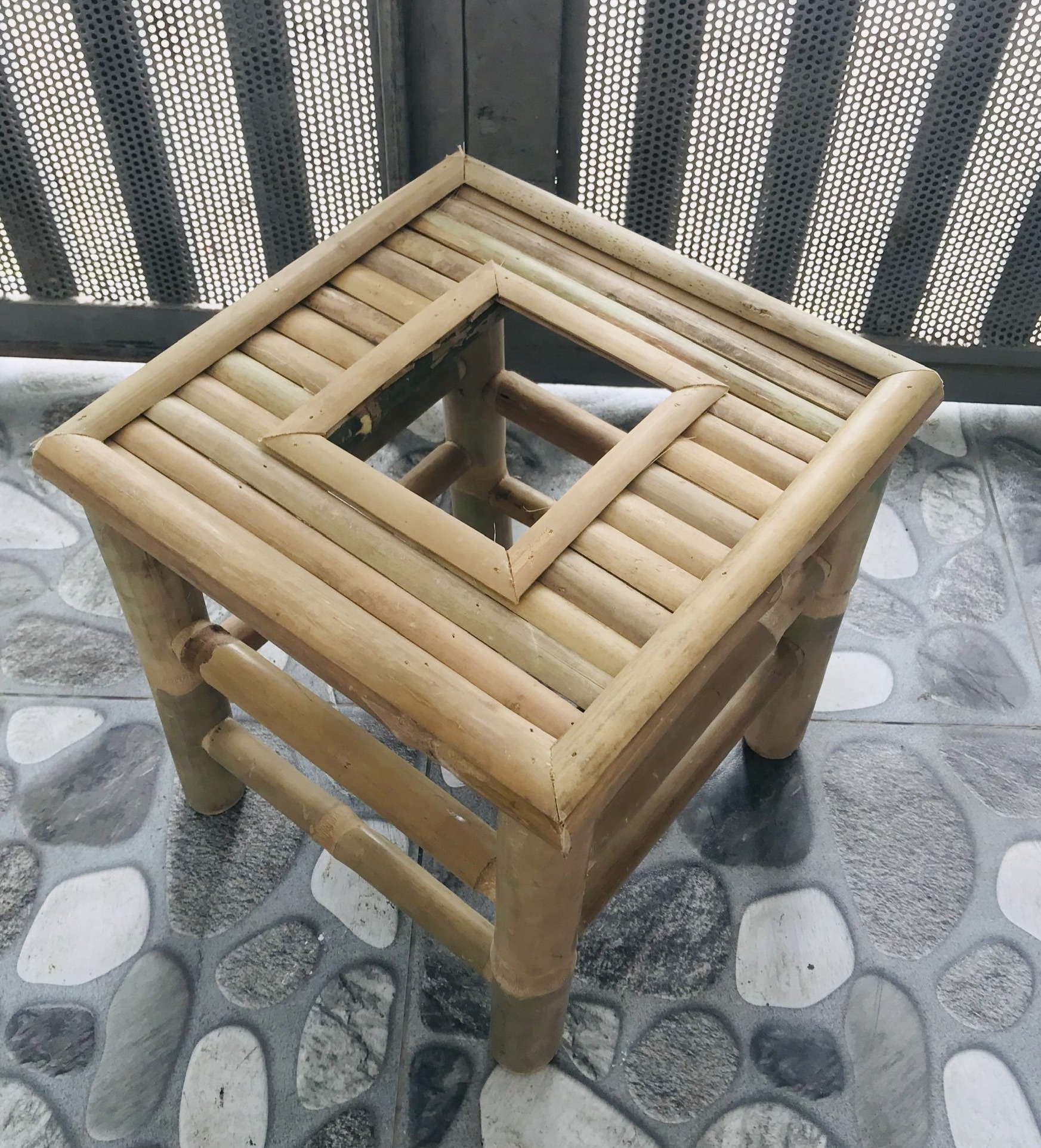 Ghế xông vùng kín-ghế xông bà đẻ( tặng đệm ghế)