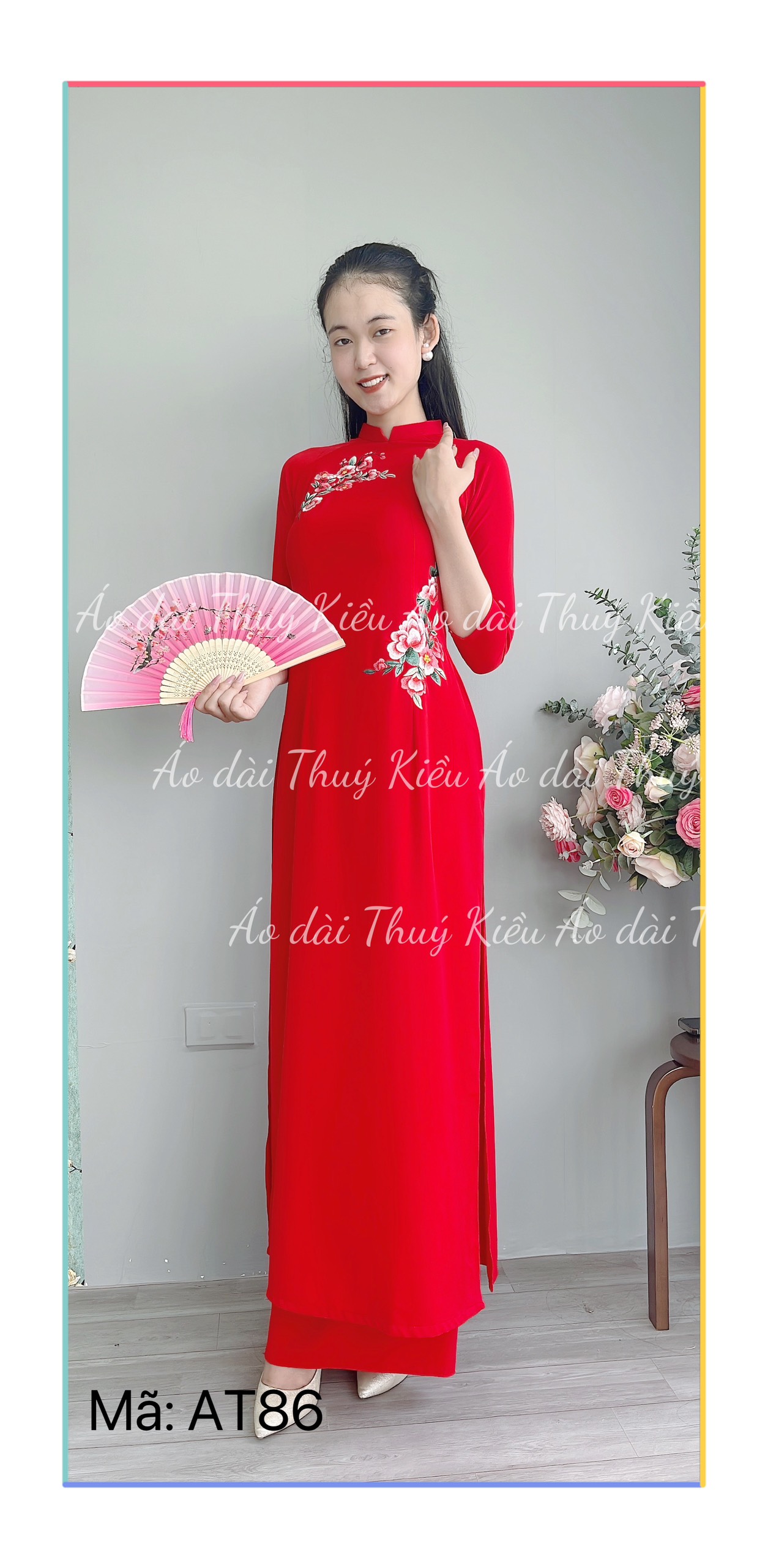 AT86 Áo dài may sẵn Thuý Kiều truyền thống may sẵn thiết kế nền đỏ thêu hoa đỏ nhí lụa mỹ ảnh thật tự chụp