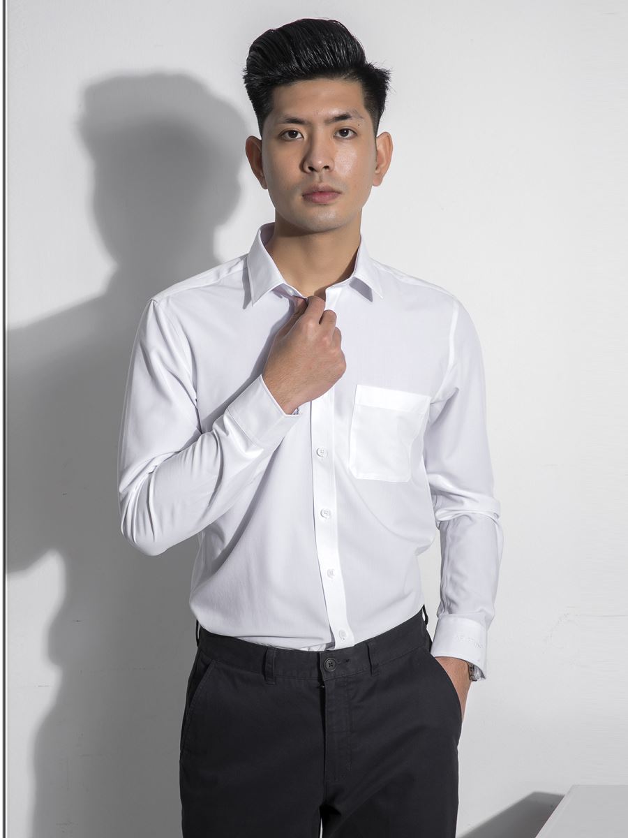 Áo sơ mi dài tay nam Aristino ALS25507 chất liệu Modal từ sợi sồi thiên nhiên cho mặt vải mềm nhẹ, thoáng mát, thấm hút mồ hôi và thoát ẩm tốt
