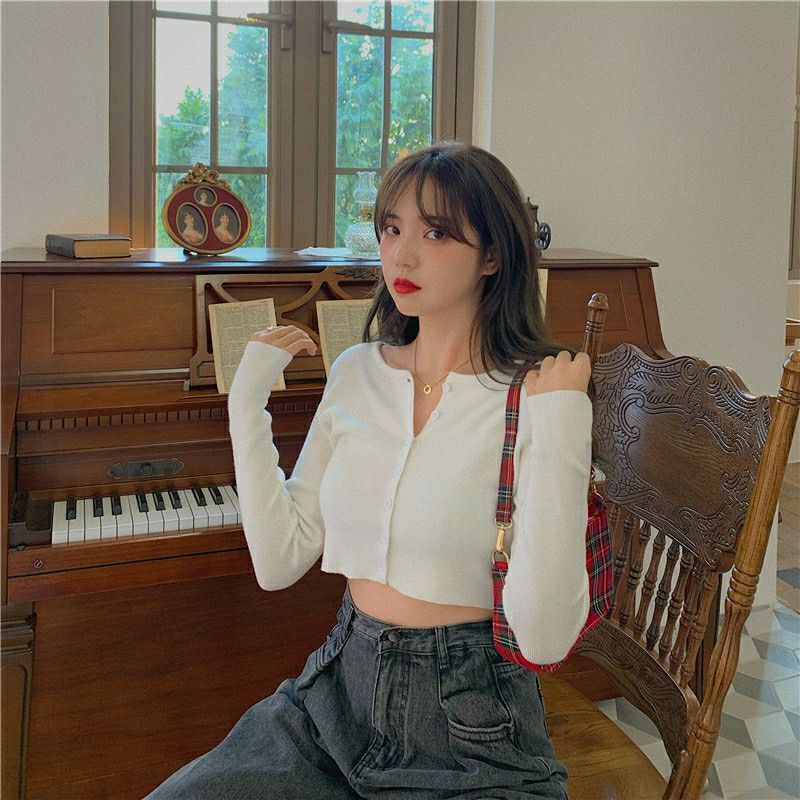 Áo croptop 6 cúc thật tay dài