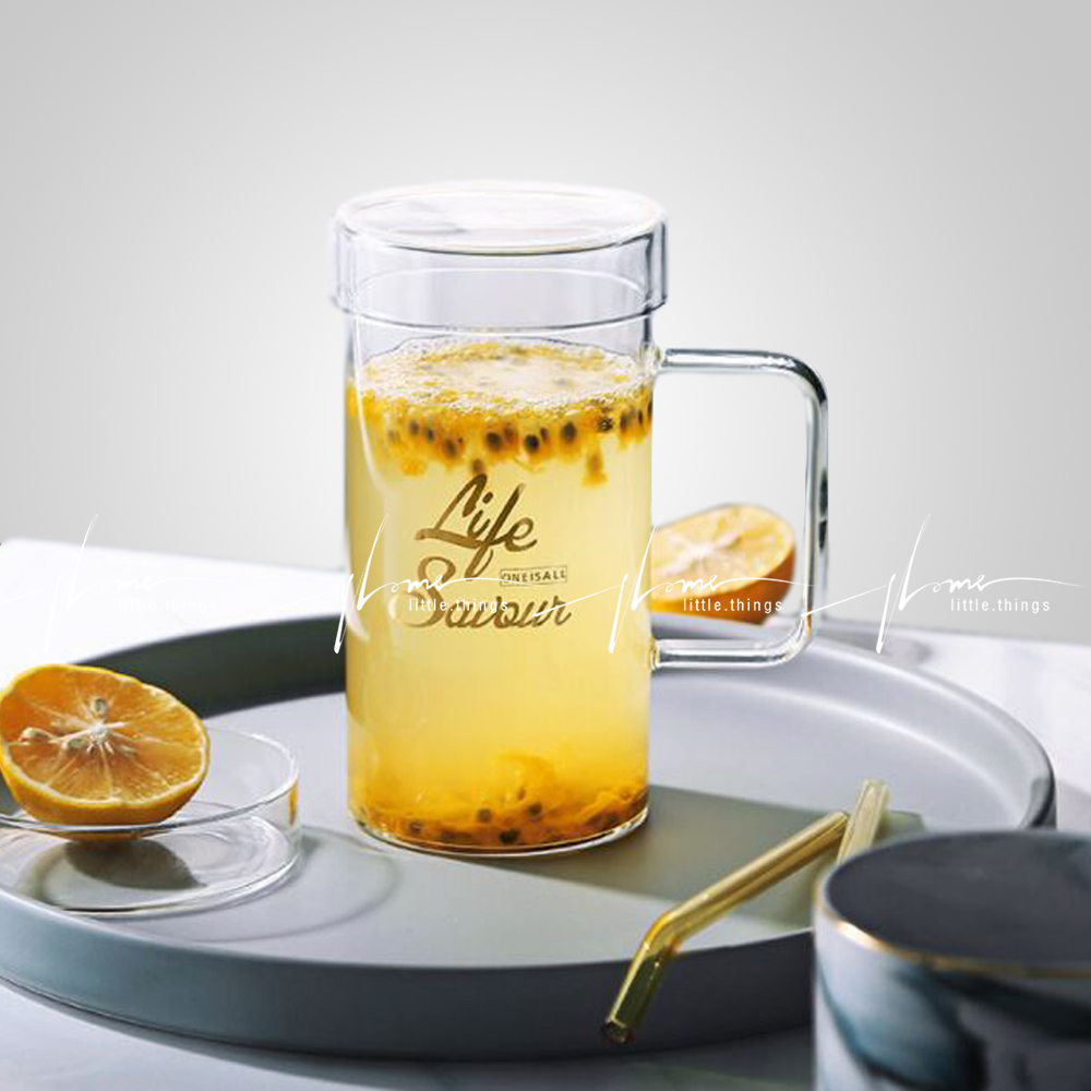 Ly thủy tinh in chữ có nắp đậy