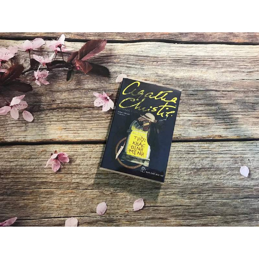 Agatha Christie. Thời Khắc Định Mệnh