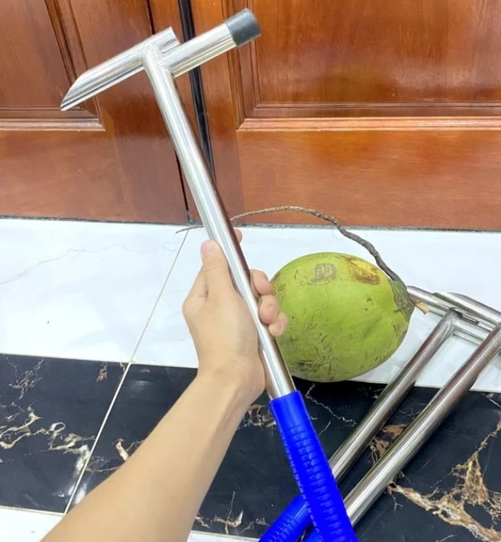  Búa đục dừa làm bằng inox 304 dày 1,5 mm hàng chuẩn công ty sản xuất 