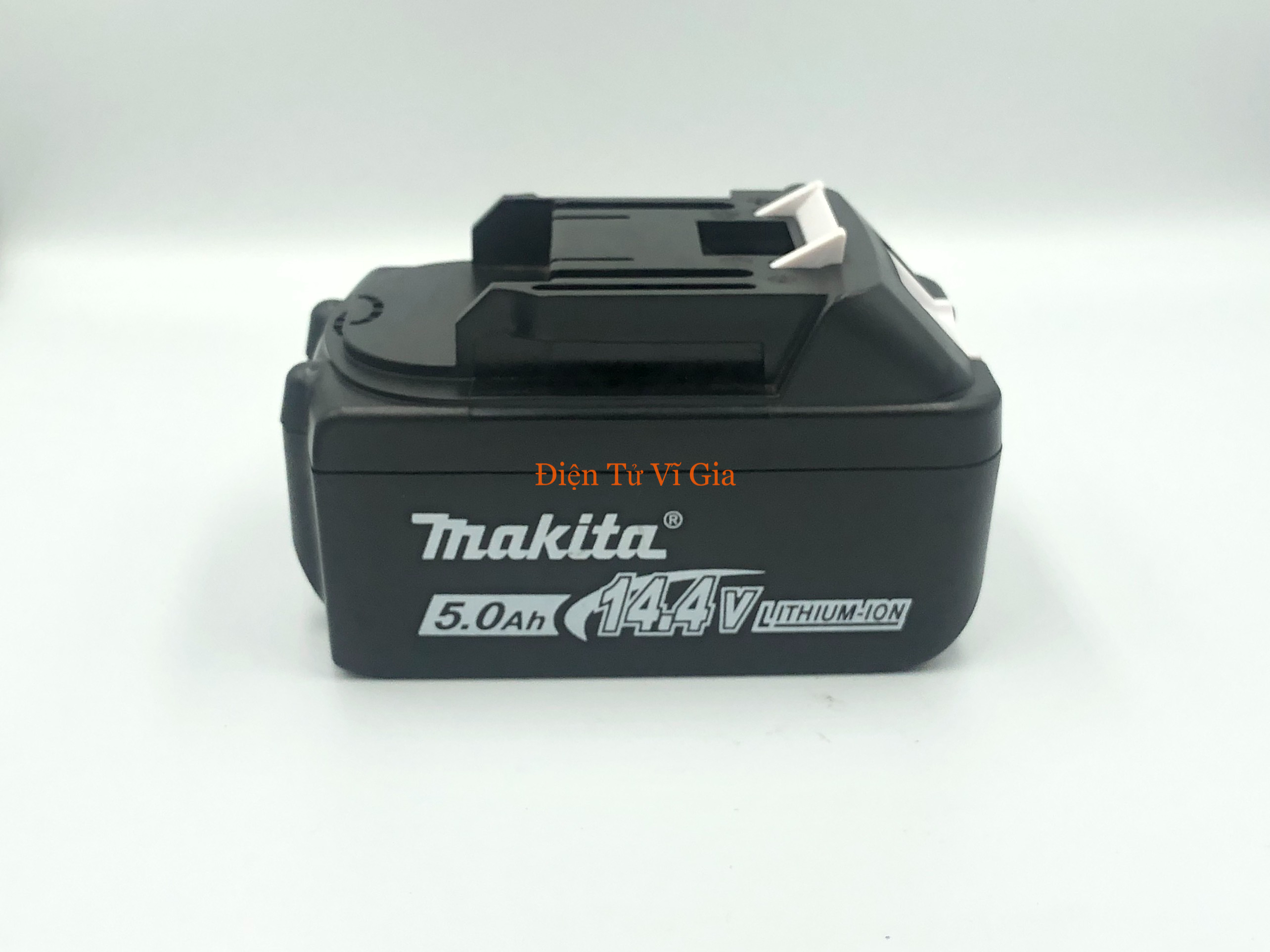 Pin makita 14.4v dung lượng 4ah - 5ah nhận sạc adapter bảo hành 6 tháng