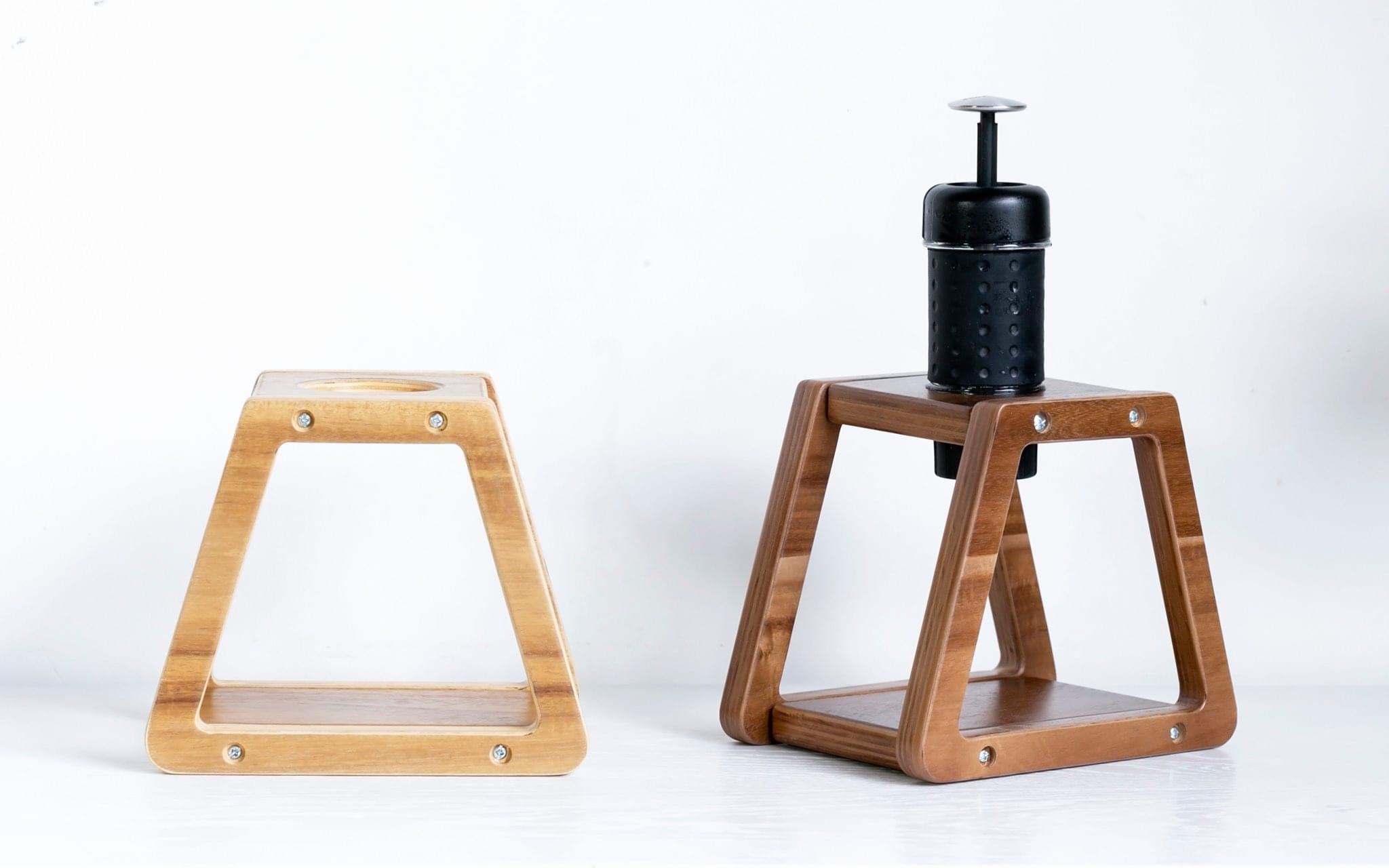 Kệ gỗ cho dụng cụ cafe Staresso Mirage