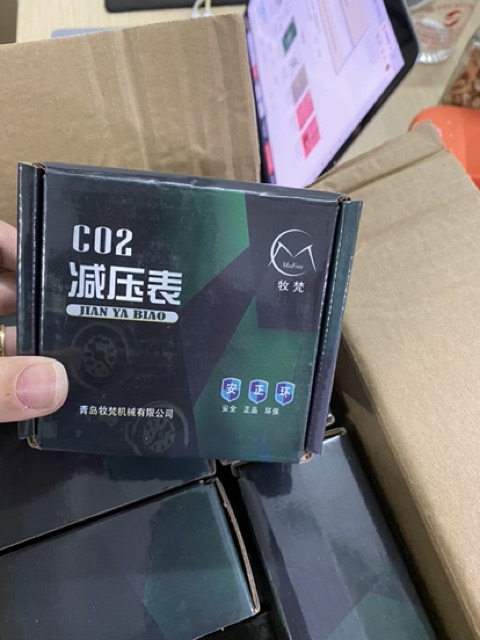 Van cơ co2 mufan