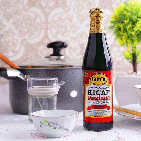Hắc xì dầu Tamin Kicap perdana 330 ml