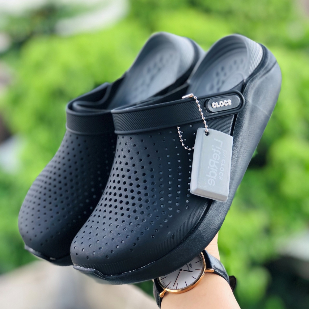 Dép sục Cross literide clog quai ngang bít đầu nam nữ đen gót đỏ cá tính siêu nhẹ đi mưa đi nắng thoải mái chống trơn trượt có nhiều lỗ thoát hơi thông thoáng tặng kèm hộp hãng - có hình thật và video