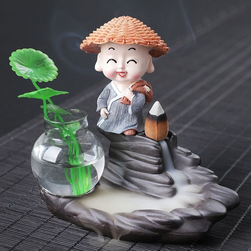 Thác Khói Trầm Hương - Sư Tiểu hành hương tặng 10 nụ trầm tự nhiên