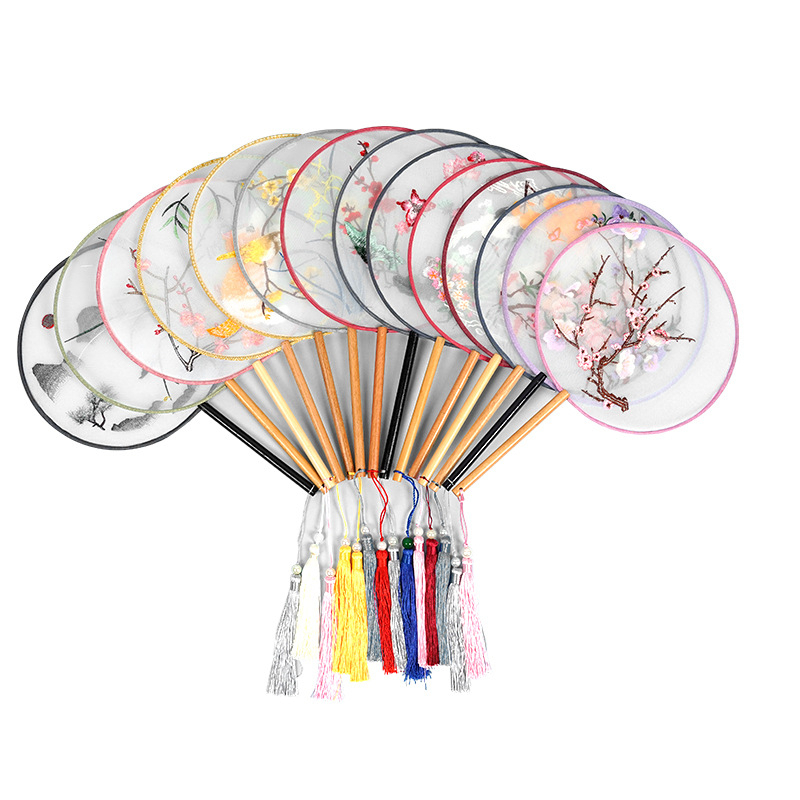 (Sỉ) Quạt Cổ Trang Tròn Vải Lụa Thêu Tay Tinh Tế Hán Phục Thiếu Nữ Cung Đình Xinh Xắn Có Cán Cầm Tay Chụp Hình Cosplay