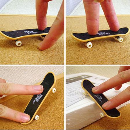 1PC mini Finger Board trẻ em trẻ em Fingerboard Skate nội trú đồ chơi trẻ