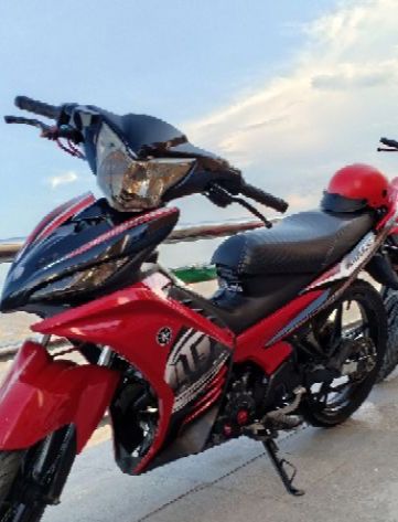Tem exciter 135 đỏ đen lc