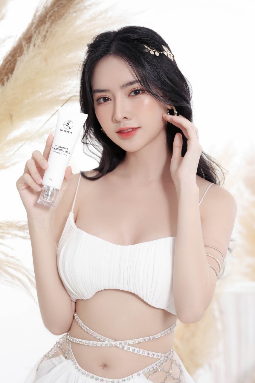 Sửa rửa mặt tinh chất nha đam thanh mát ngăn ngừa mụn