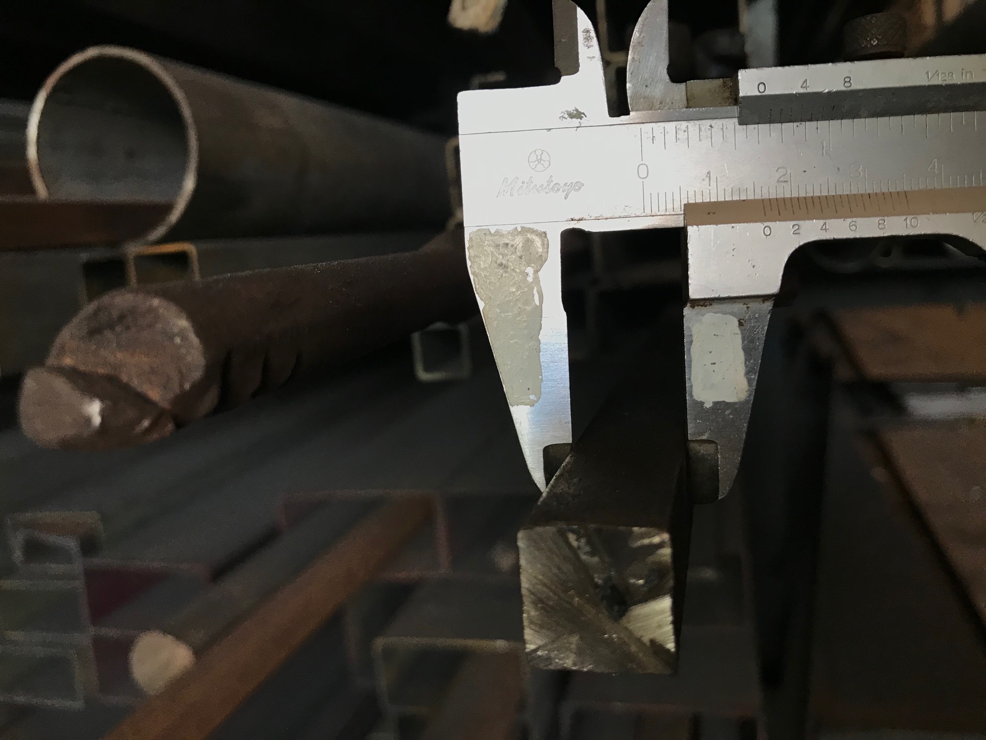 Thanh sắt vuông đặc kích thước 16x16mm độ dài từ 300 đến 1000mm