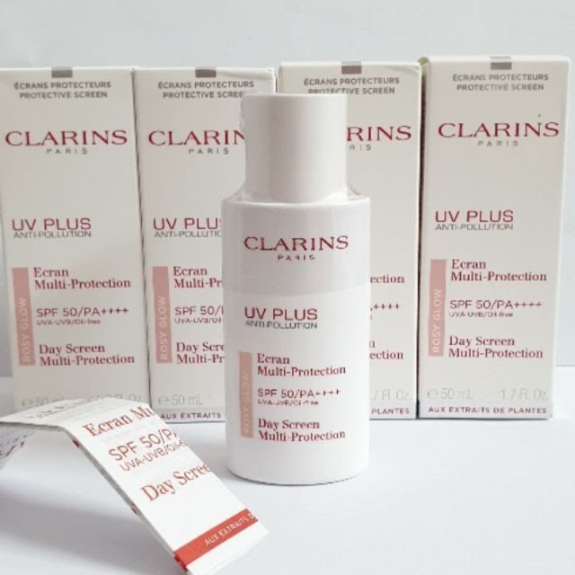 Kem Chống Nắng Clarins Màu Rosy Glow 50Ml