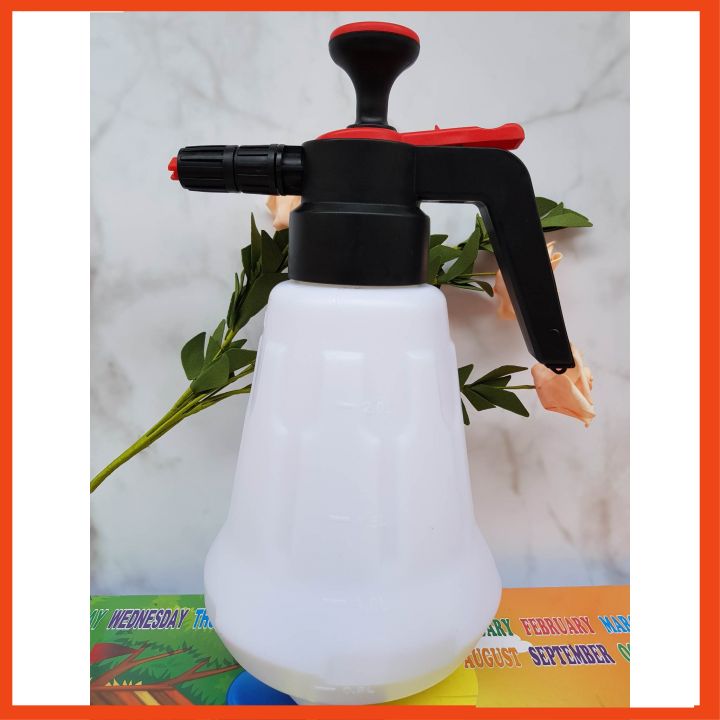 Bình bọt tuyết, bình xịt bọt tuyết cầm tay rửa xe máy, ô tô, tưới cây dung tích 2l tiện dụng
