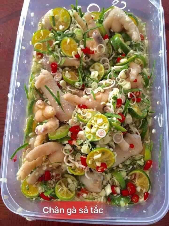 [HCM]Chân gà tươi ngâm sả tắc cay