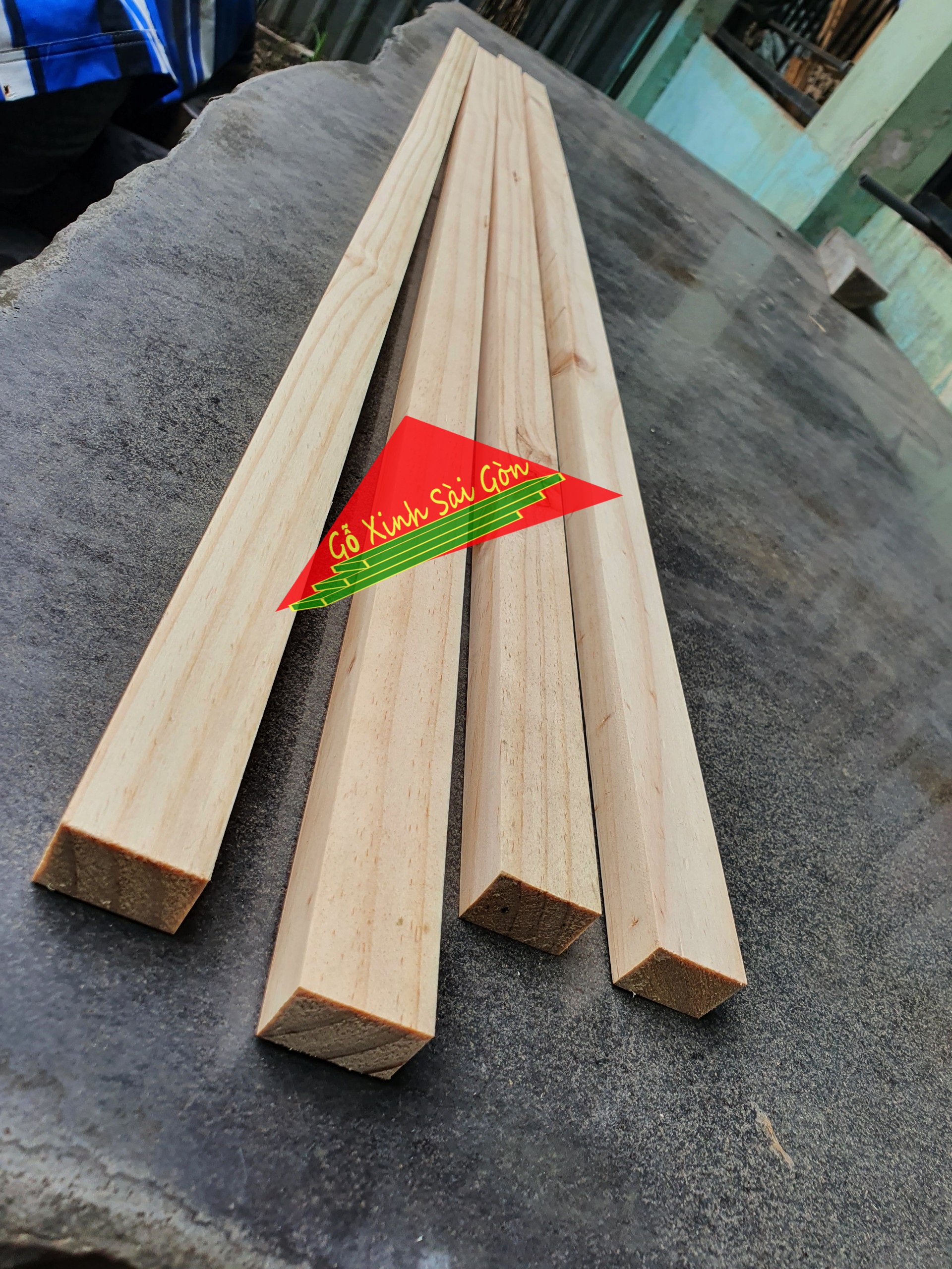 Bó 4 thanh gỗ thông vuông 2x3cm dài 1m2 bào láng 4 mặt dùng làm khung sườn, decor,sử dụng nhiều mục đích..