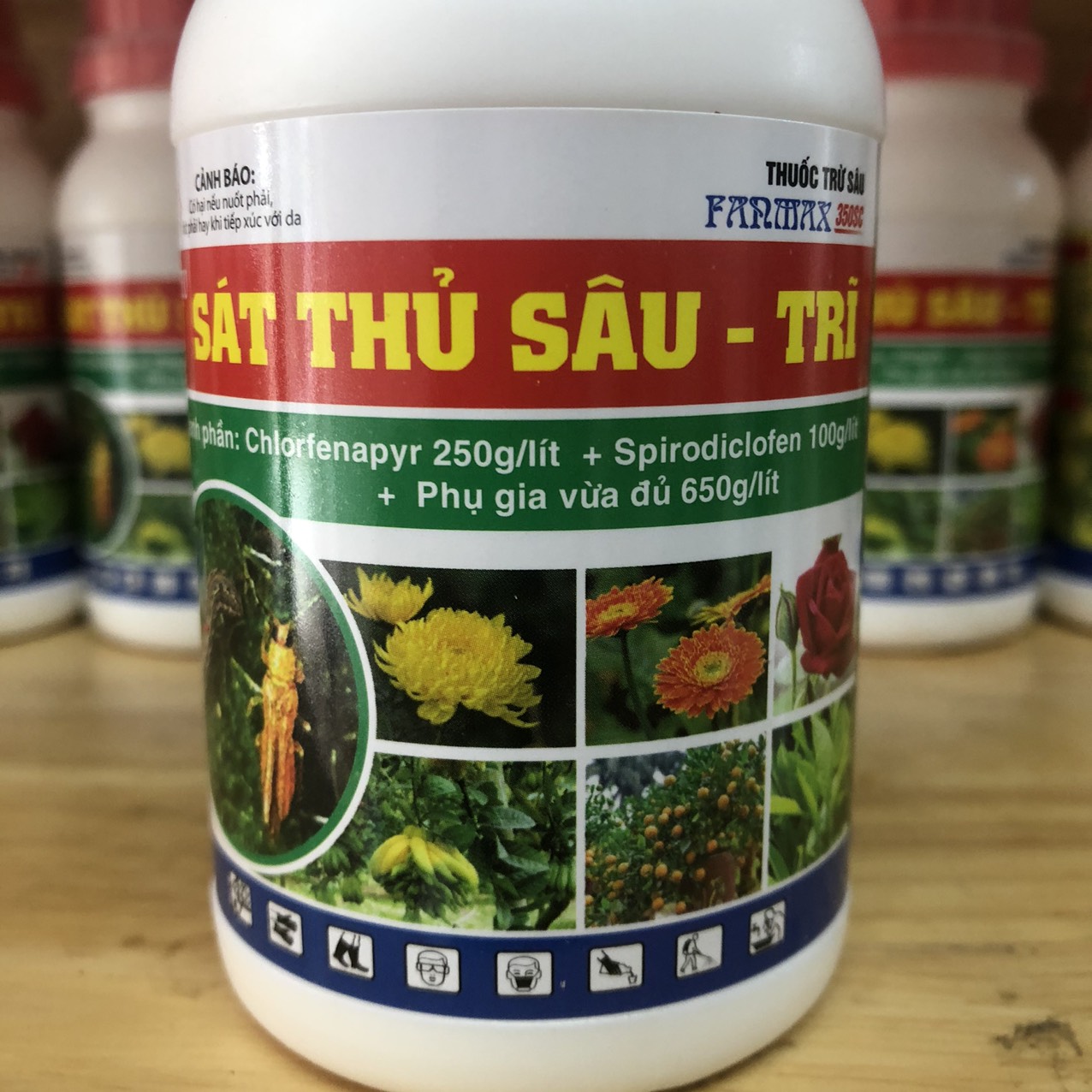 Diệt tất cả côn trùng chích hút, bọ trĩ, rệp sáp, rầy xanh, rầy trắng, sát thủ bọ trĩ 200ml