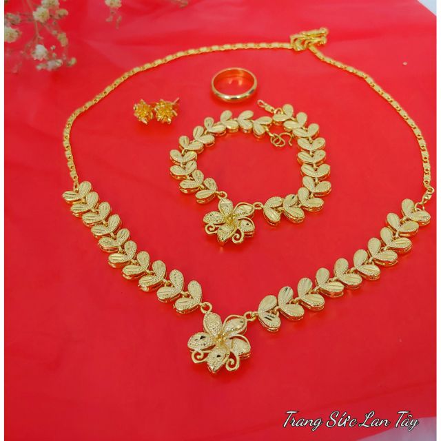 Bộ Tramg SứC CướI 1 Cây Mạ VàNg 9999