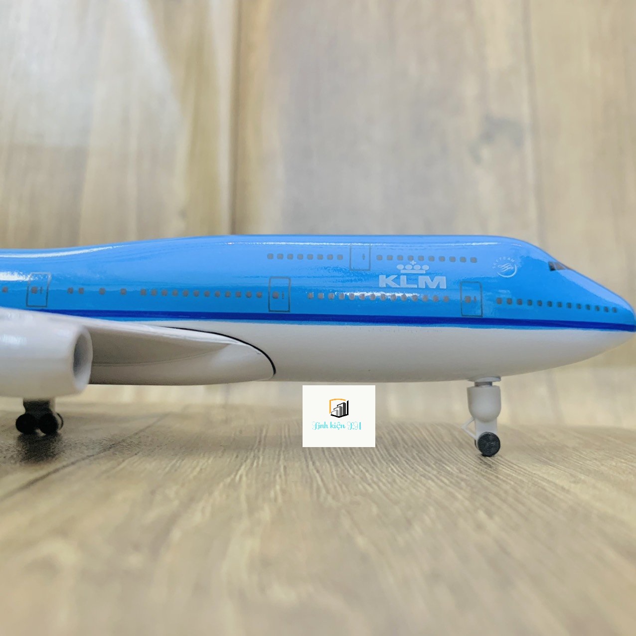 Mô hình máy bay kim loại klm màu xanh cao cấp 20cm có bánh xe nhất 2023