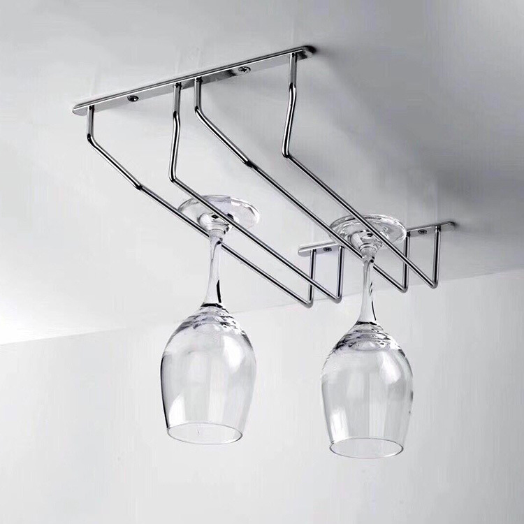 Giá treo ly rượu gắn tủ chạn bằng inox tiện dụng