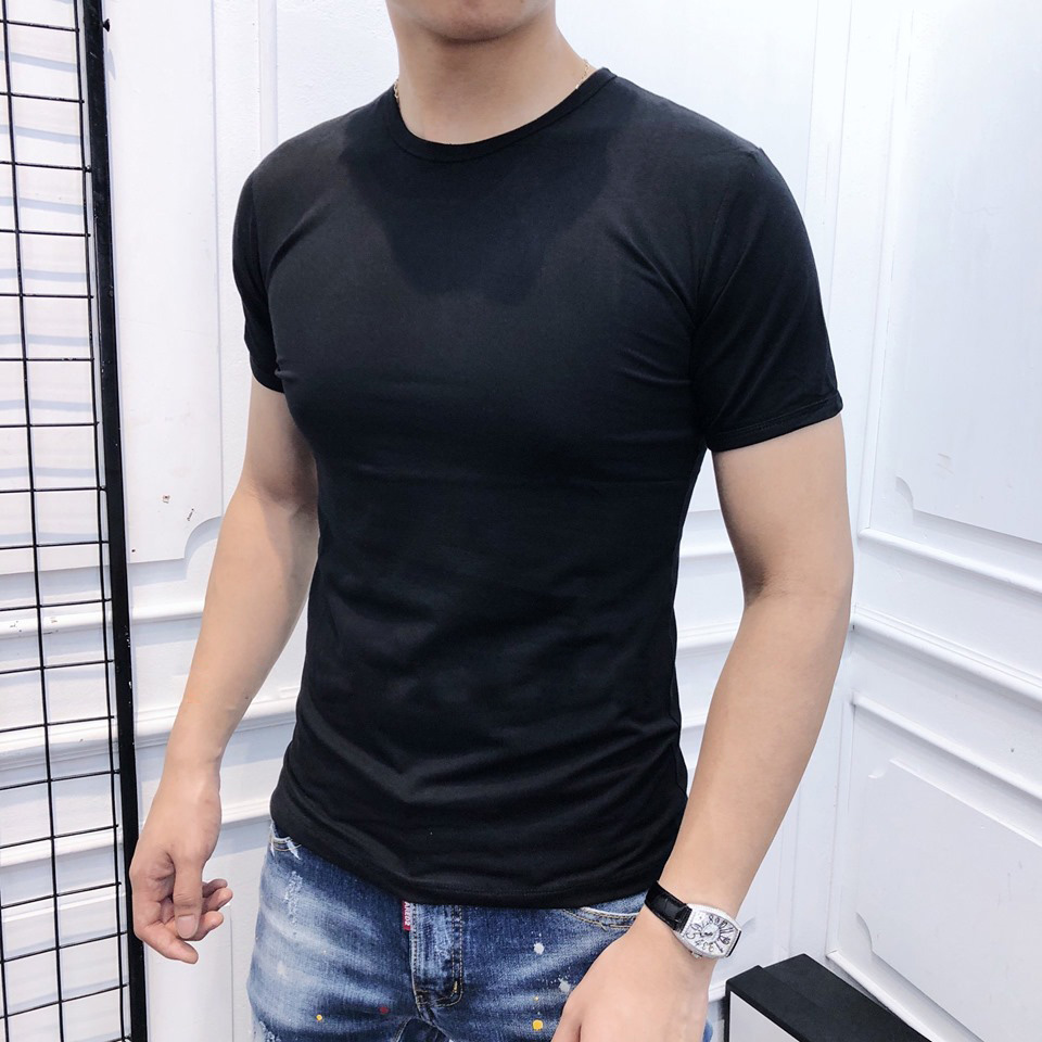 Áo phông nam đen cổ tròn dáng trơn ôm nhẹ