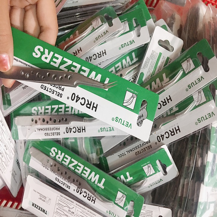 Nhíp tách mi lỗ cong dùng để tách, nối mi classic