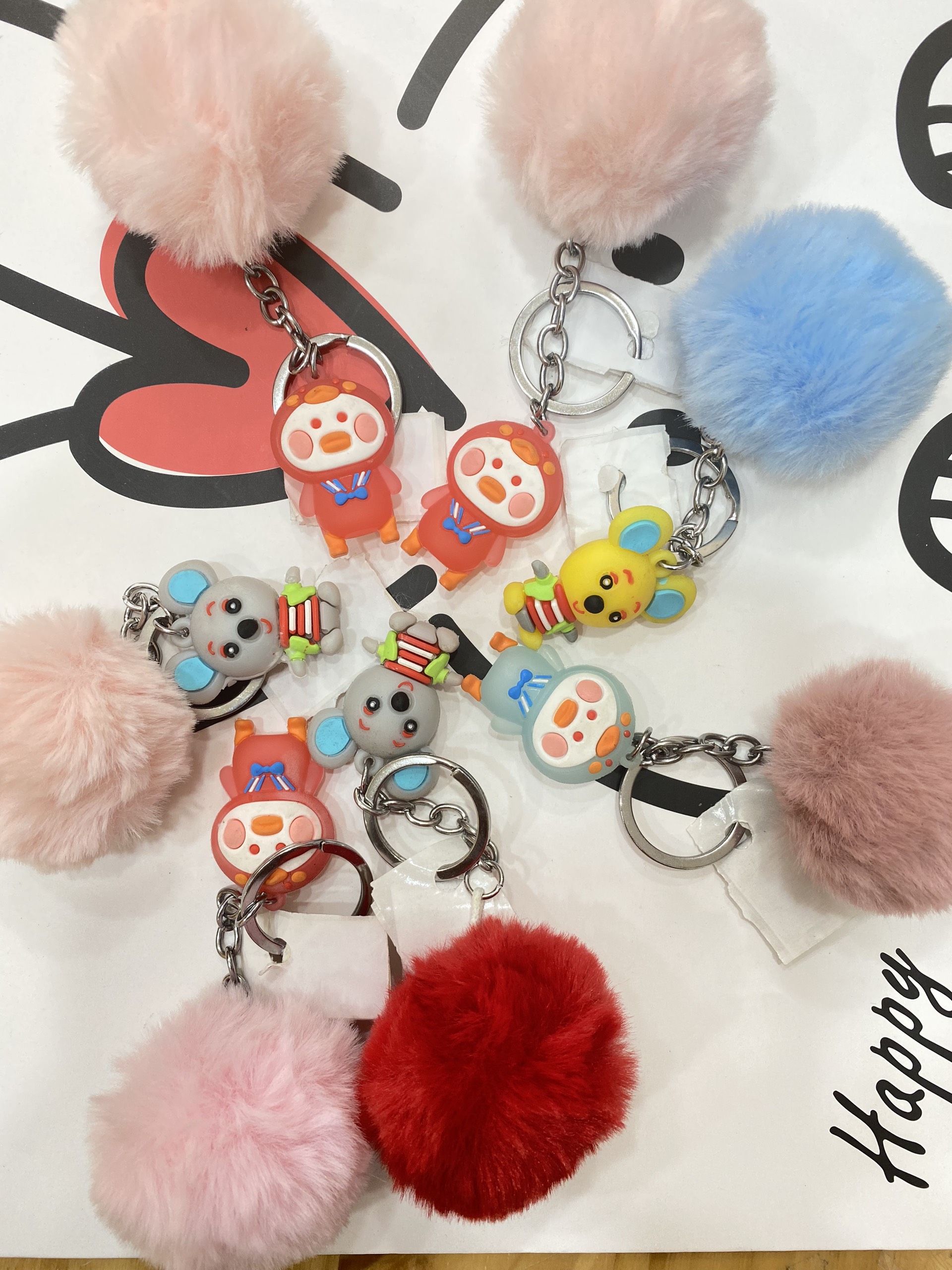 Móc khóa cục bông xinh xắn