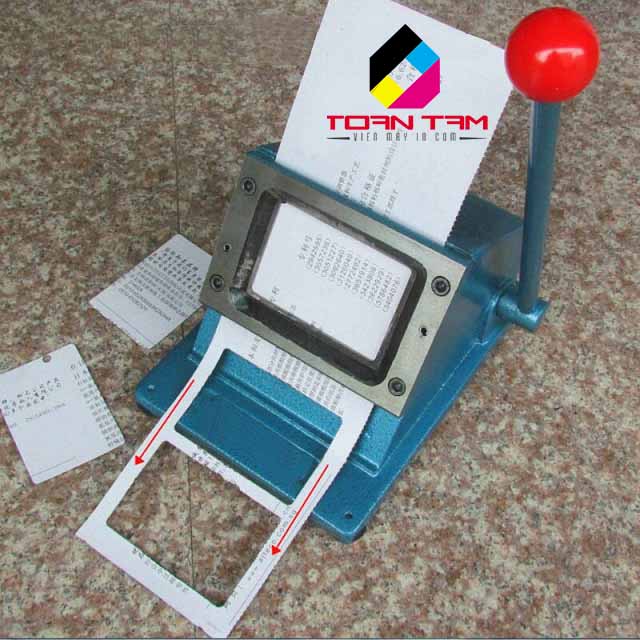 Máy bế thẻ nhựa pvc 3 lớp