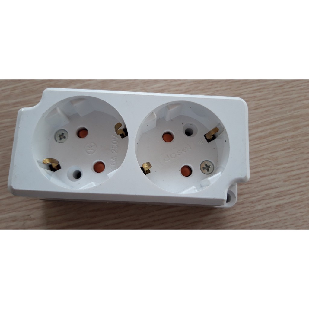 Ổ điện hàn quốc dc1211