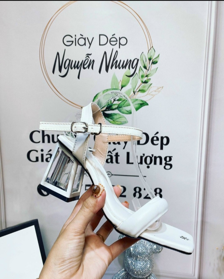 Dép sandan quai ngang gót pha lê thích hợp đi chơi đi dạo.dự tiệc cực xinh