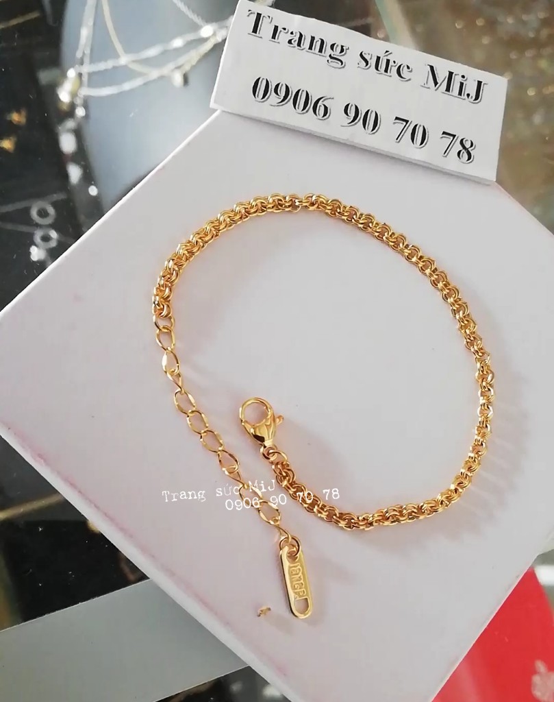 Lắc tay titan đơn giản