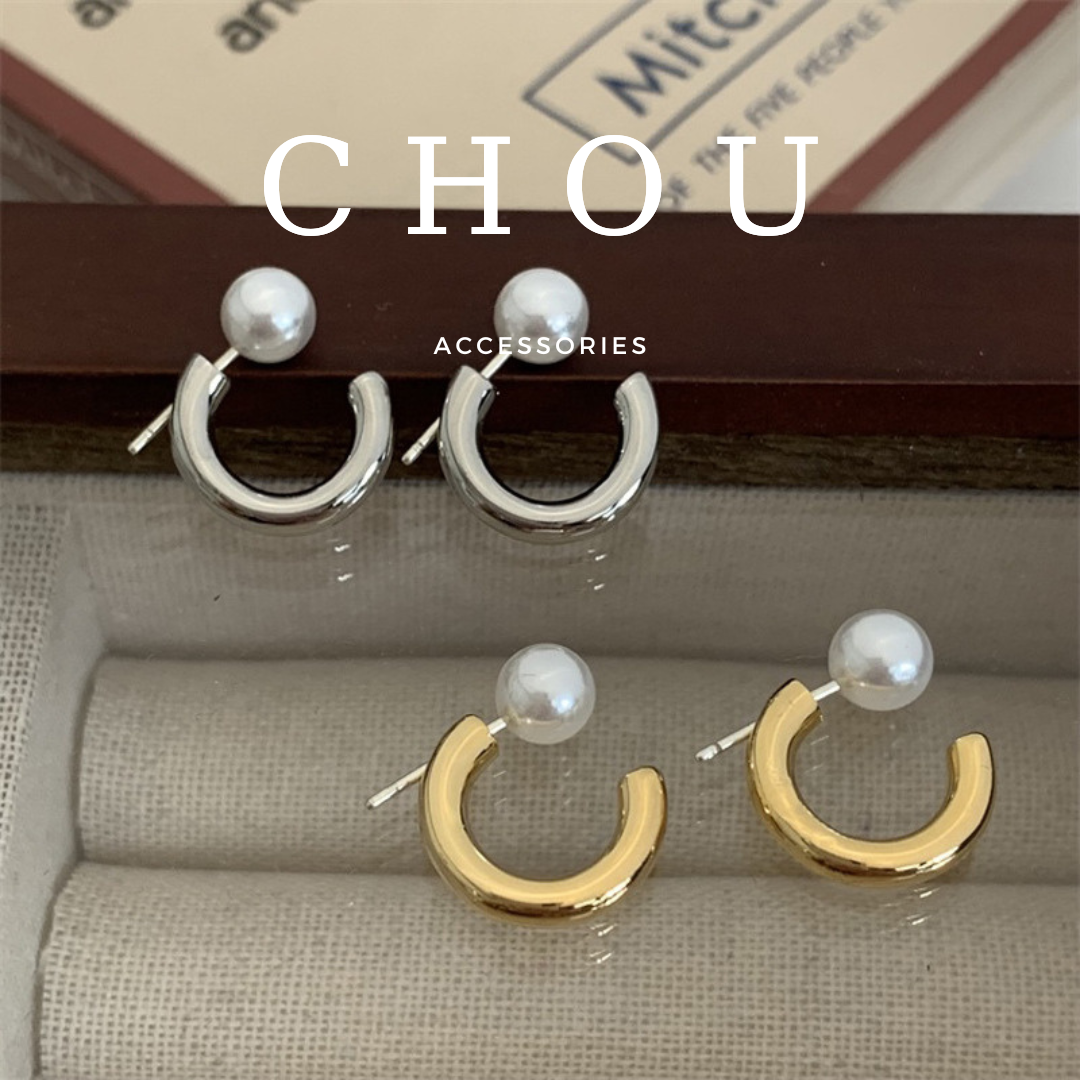 Bông tai nữ chữ c đính ngọc | chou accessories |