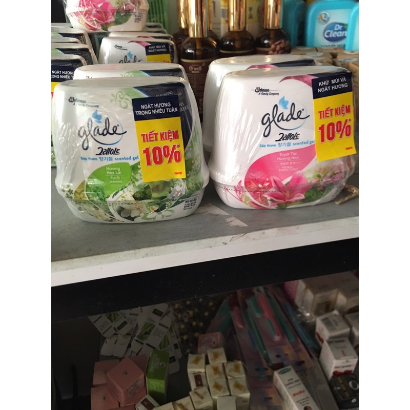 Sáp thơm glade hương hoa 180g