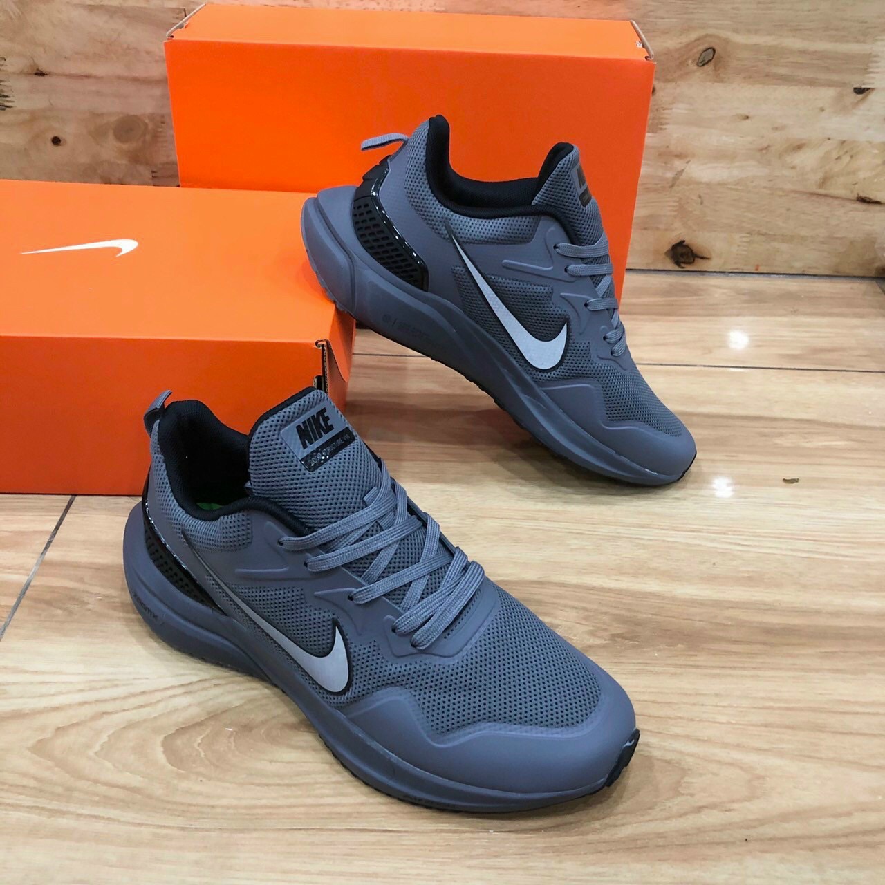 Giày thể thao, du lịch hàng VNXK NIKE STRUCRE V16 nam size 40-44