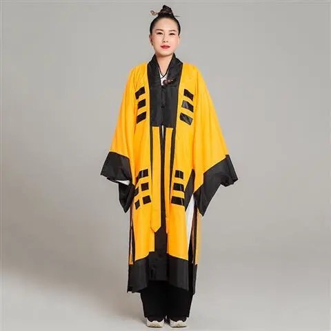 Áo cổ trang bát quái màu vàng