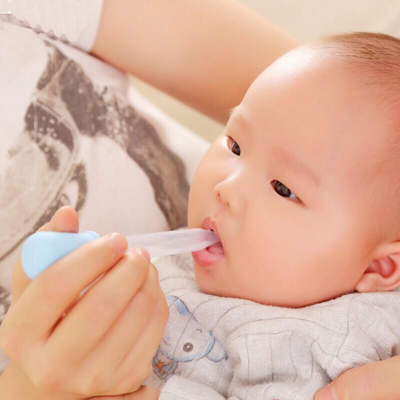 [HCM]Ống hút sữa bón thuốc cho bé - ống bơm kẹo dẻo 5ml sản phẩm tốt chất lượng cao cam kết như hình độ bền cao xin vui lòng inbox shop để được tư vấn thêm về thông tin